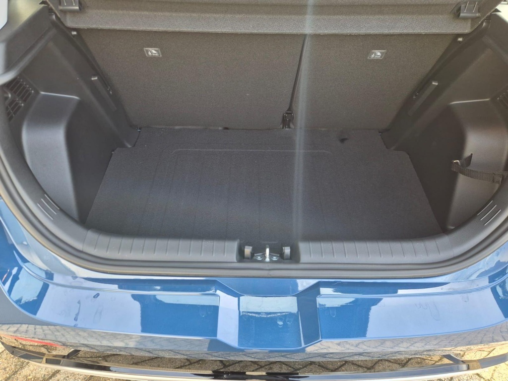 HYUNDAI i20 1.0 Gasoline 90hp - ref: 7-56489 - Photo 9