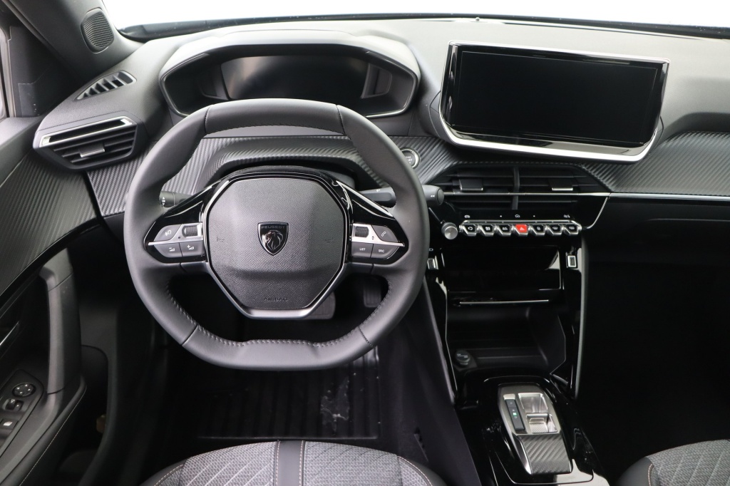 PEUGEOT 2008 Allure Hybrid 145 hp e-DSC6 - ref: 7-56910 - Photo 11