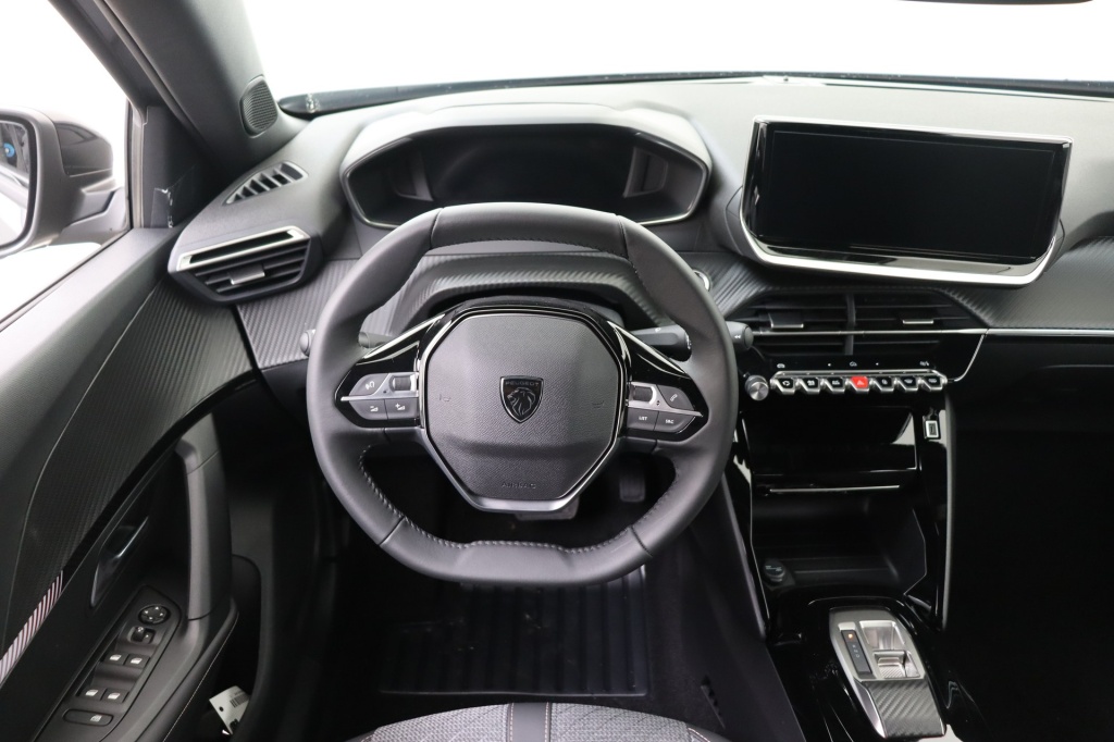 PEUGEOT 2008 Allure Hybrid 145 hp e-DSC6 - ref: 7-56917 - Photo 11
