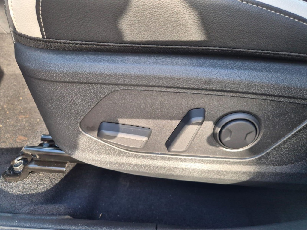 KIA Sportage 1.6 Gasoline 180hp 4x4 - ref: 7-56951 - Photo 16