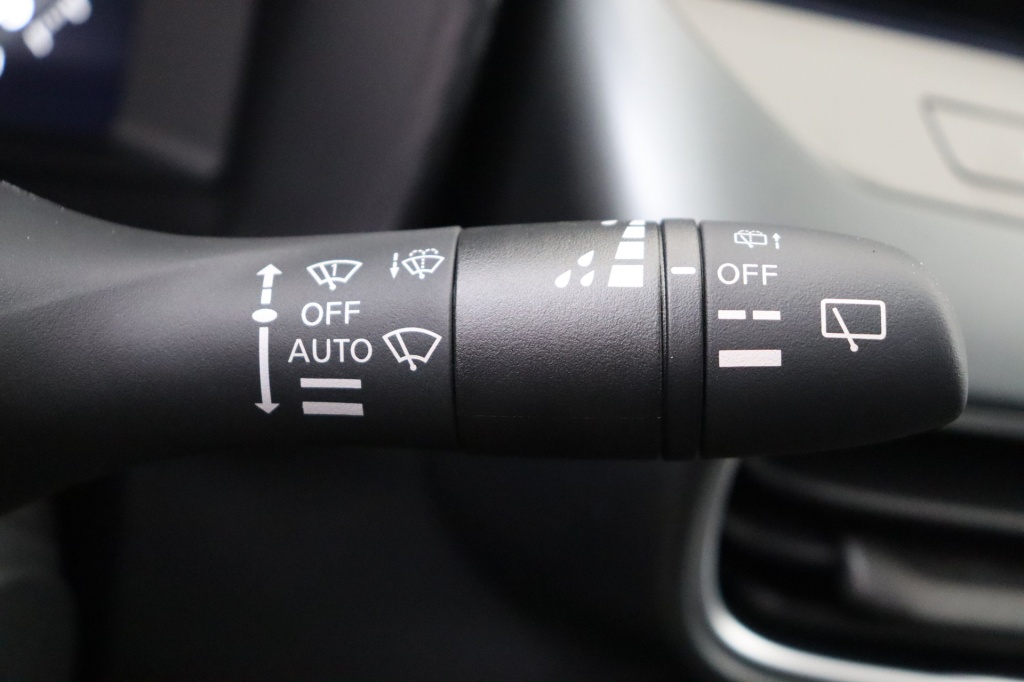 NISSAN Juke N-Connecta 1.6 Hybrid 143 hp AT 2WD - ref: 7-56967 - Photo 19