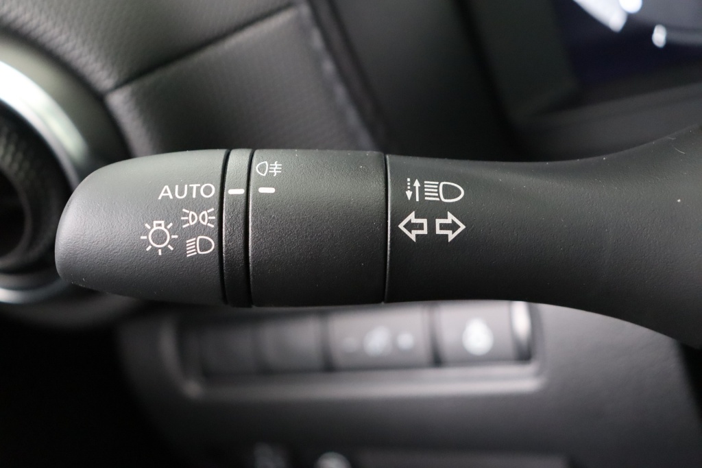 NISSAN Juke N-Connecta 1.6 Hybrid 143 hp AT 2WD - ref: 7-56970 - Photo 18