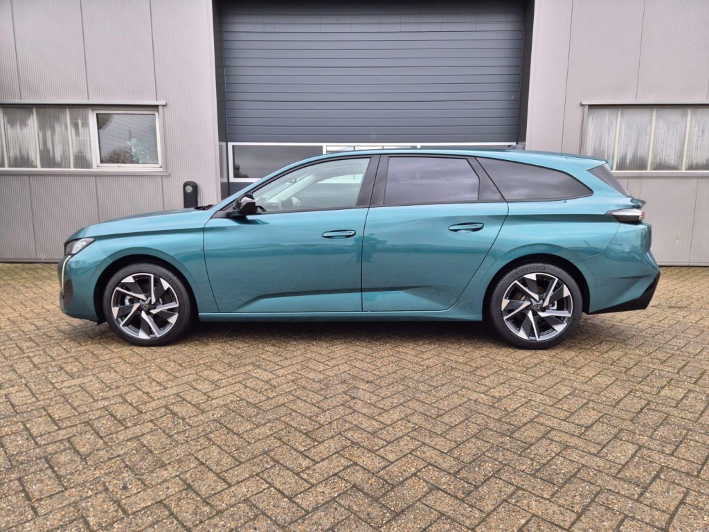 PEUGEOT 308 SW Allure SW 1.2 Gasoline 144hp - ref: 7-57052 - Photo 2