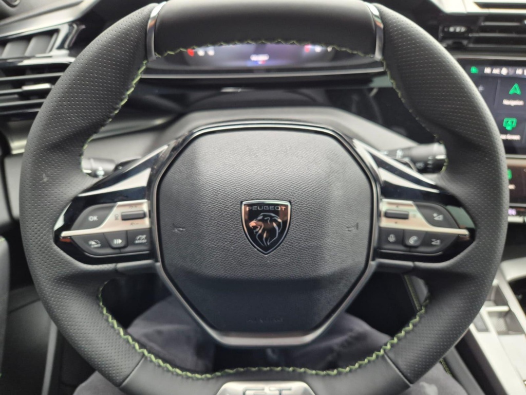 PEUGEOT 308 SW GT SW 1.2 Hybrid 144hp - ref: 7-57053 - Photo 19