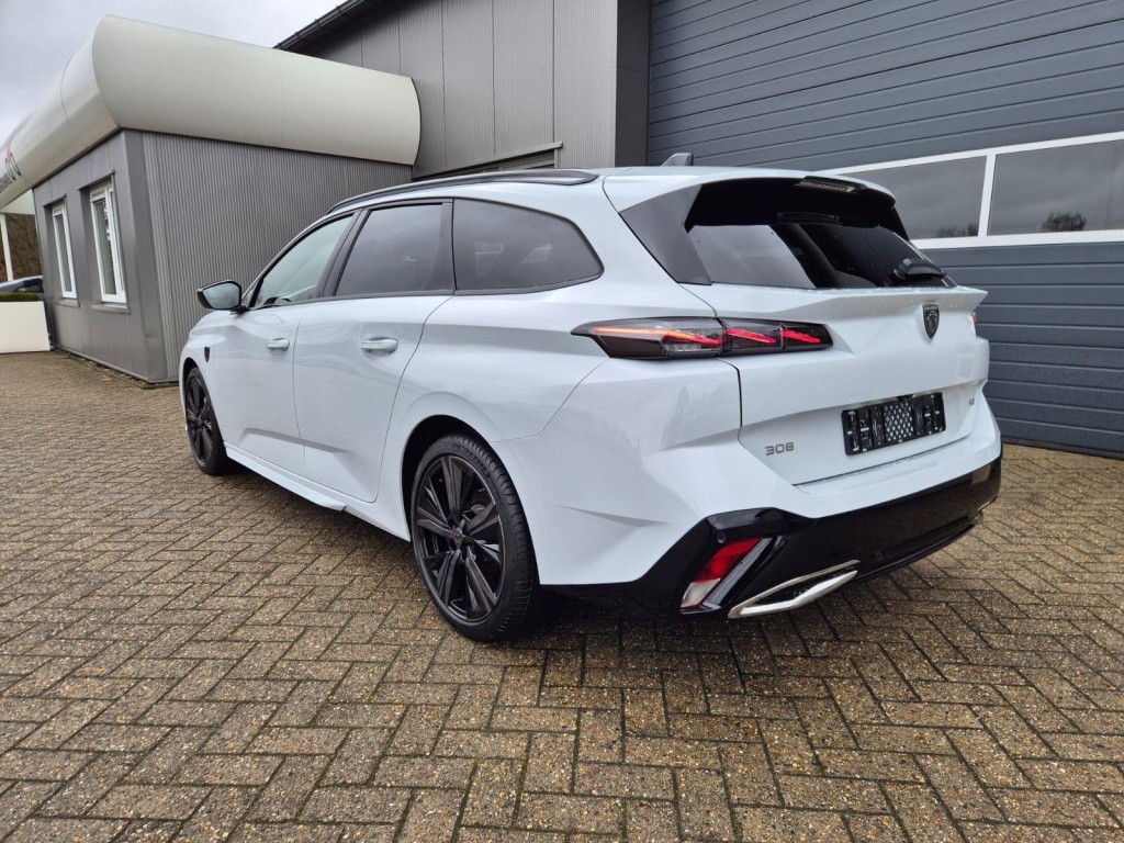 PEUGEOT 308 SW GT SW 1.2 Hybrid 144hp - ref: 7-57053 - Photo 3