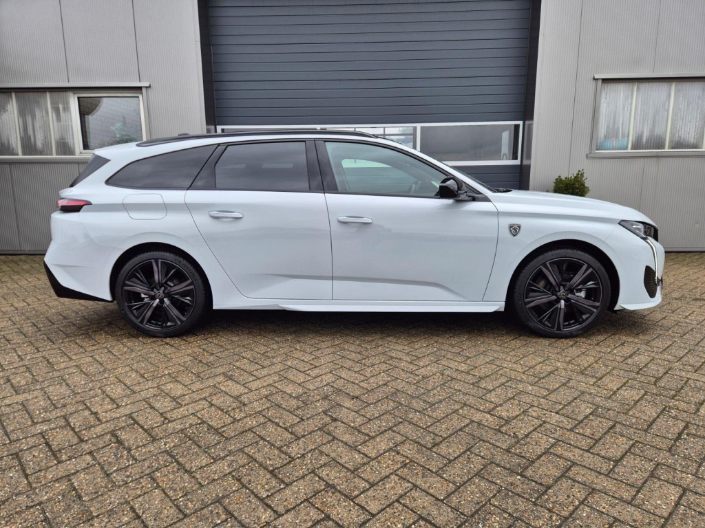 PEUGEOT 308 SW GT SW 1.2 Hybrid 144hp - ref: 7-57053 - Photo 6