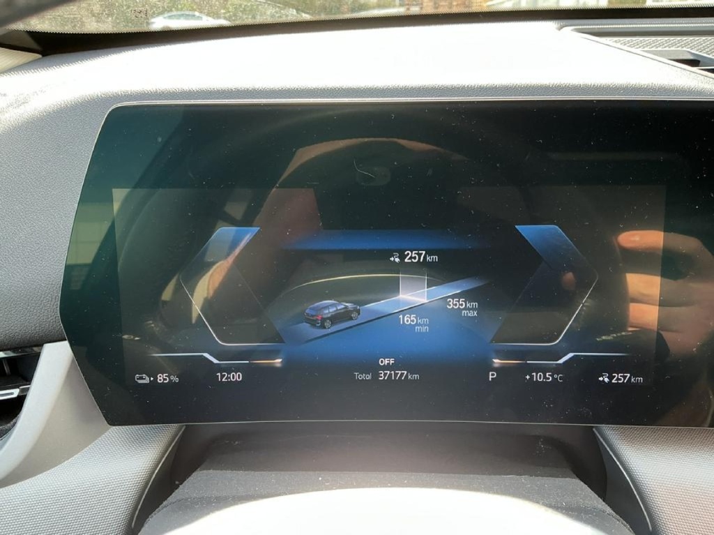 BMW IX1 iX1 xDrive30   Elektro 313hp - ref: 7-57117 - Photo 14