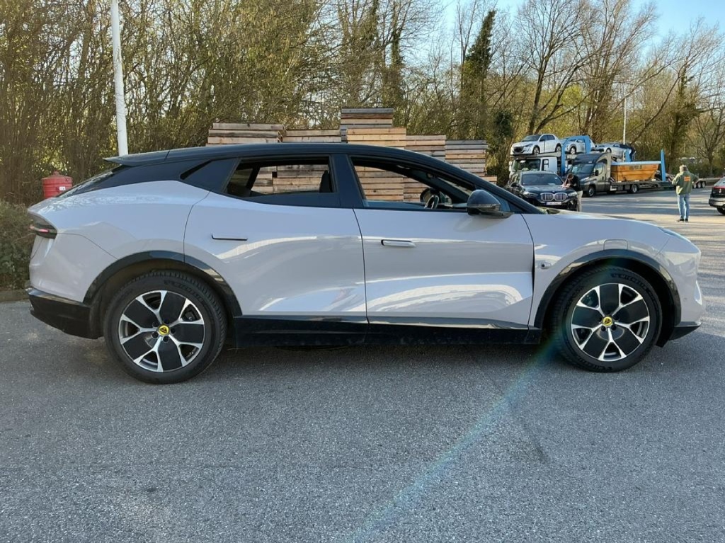 LOTUS Eletre Eletre  Elektro 612hp - ref: 7-57119 - Photo 5