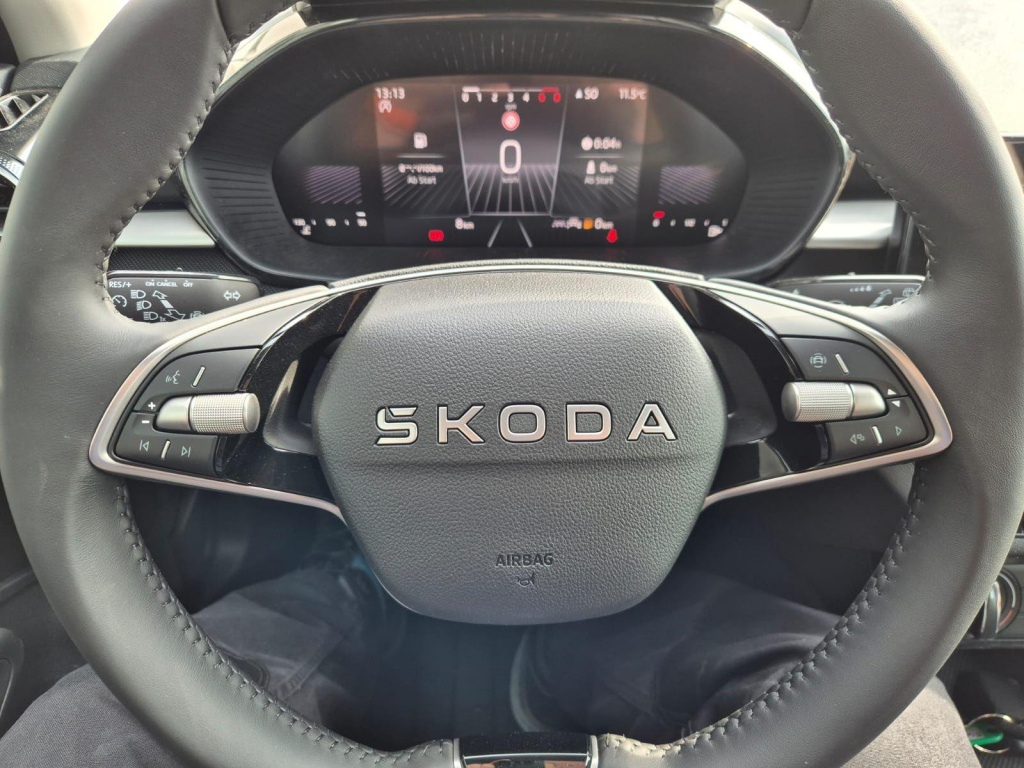 SKODA Fabia 1.0 Gasoline 95hp - ref: 7-57170 - Photo 15