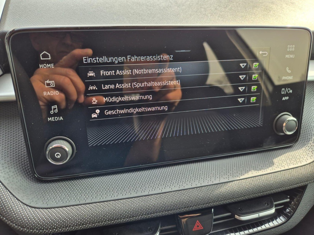 SKODA Fabia 1.0 Gasoline 95hp - ref: 7-57170 - Photo 18