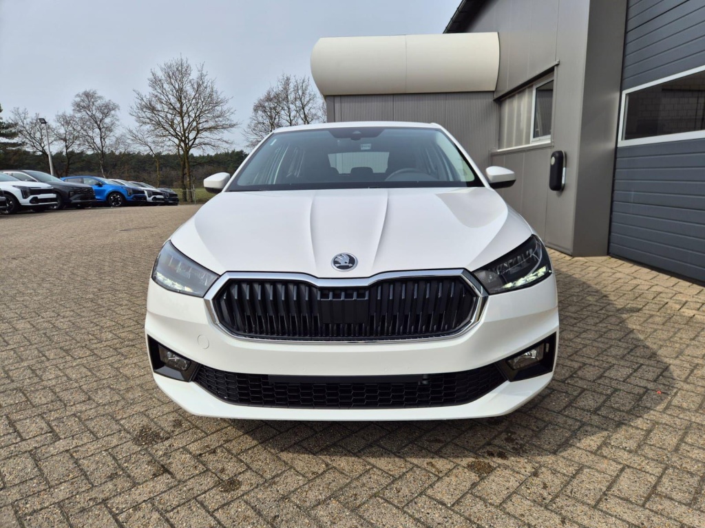 SKODA Fabia 1.0 Gasoline 95hp - ref: 7-57170 - Photo 8