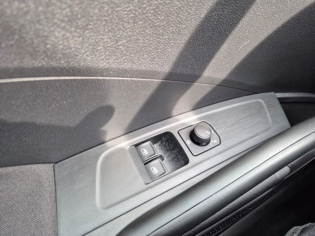 SKODA Fabia 1.0 Gasoline 95hp - ref: 7-57173 - Photo 13