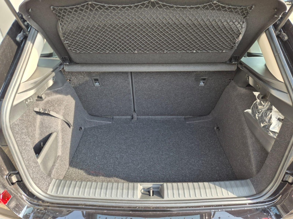 SKODA Kamiq 1.0 Gasoline 116hp DSG - ref: 7-57235 - Photo 9