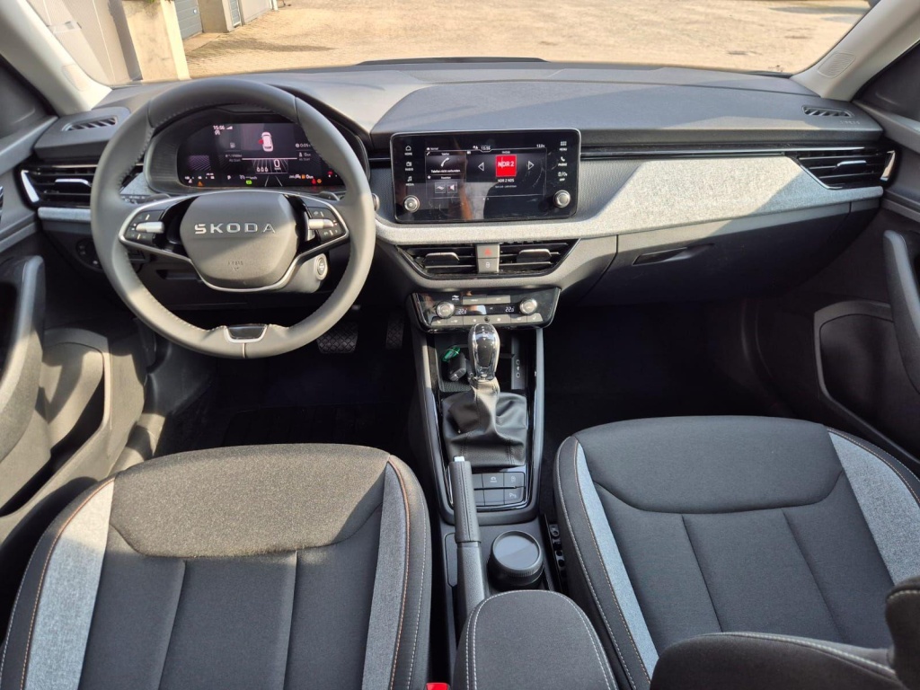 SKODA Kamiq 1.0 Gasoline 116hp DSG - ref: 7-57236 - Photo 12