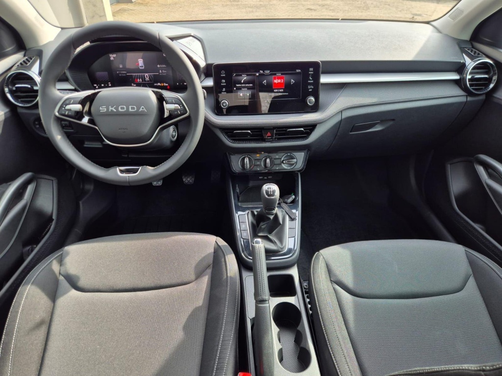 SKODA Fabia 1.0 Gasoline 95hp - ref: 7-57237 - Photo 10