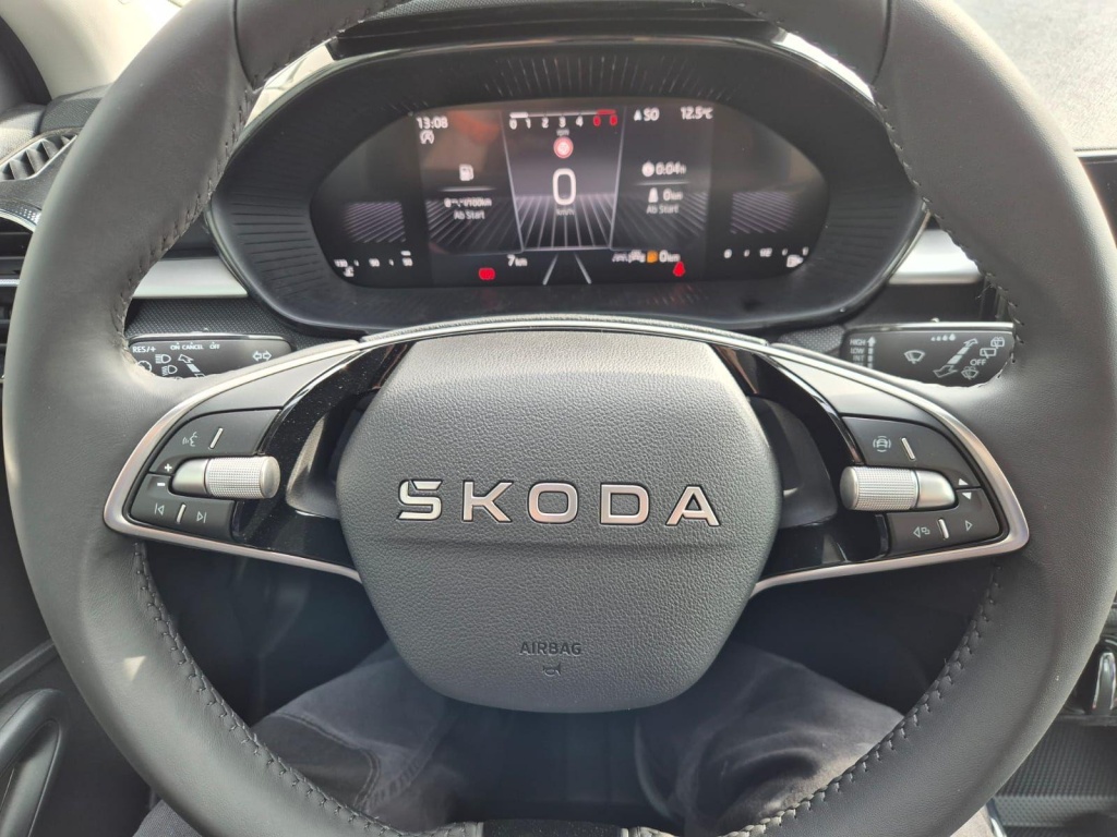 SKODA Fabia 1.0 Gasoline 95hp - ref: 7-57237 - Photo 15