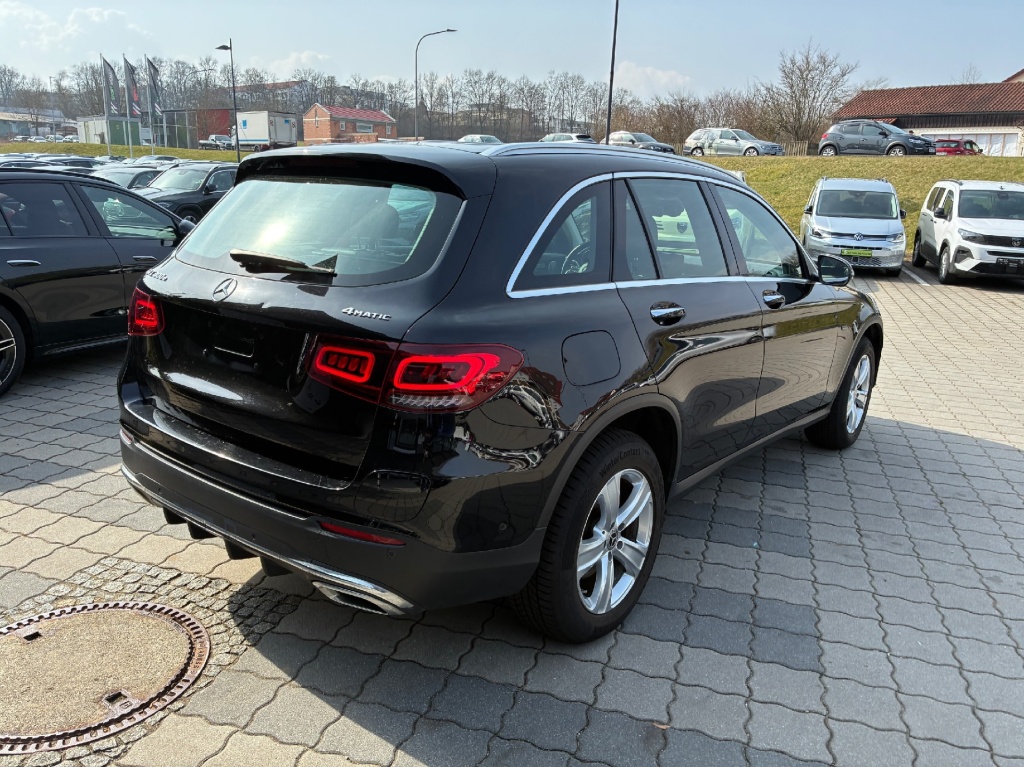 MERCEDES GLC AMG-Line 300 4Matic - ref: 7-57517 - Photo 5