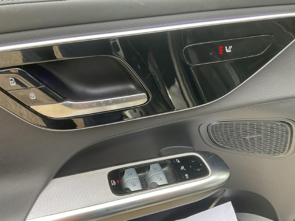 MERCEDES GLC AMG-Line 300 4Matic - ref: 7-57523 - Photo 13