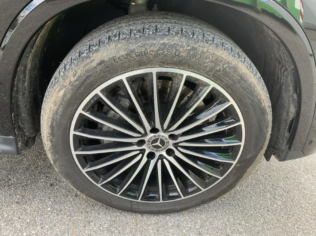 MERCEDES GLC AMG-Line 300 4Matic - ref: 7-57523 - Photo 4