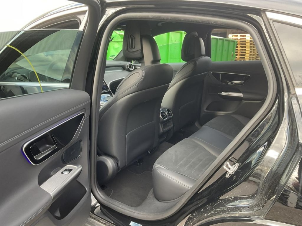 MERCEDES GLC AMG-Line 300 4Matic - ref: 7-57523 - Photo 9