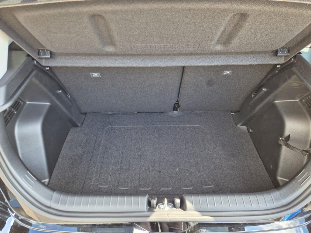 HYUNDAI i20 1.0 Gasoline 90hp - ref: 7-57660 - Photo 9