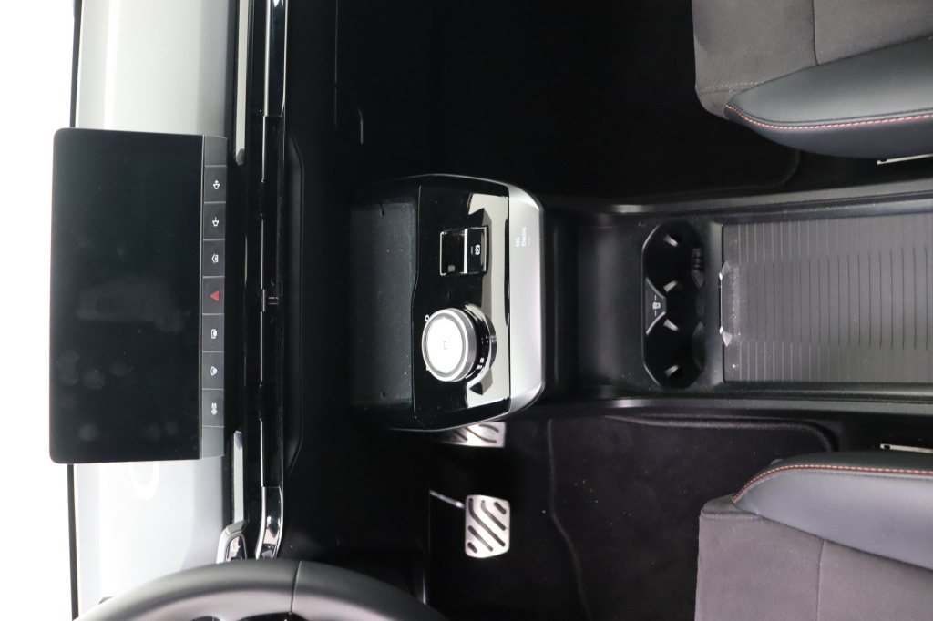 MG MG4 Luxury X-Power 64 kWh 6AT AWD - ref: 7-57912 - Photo 12