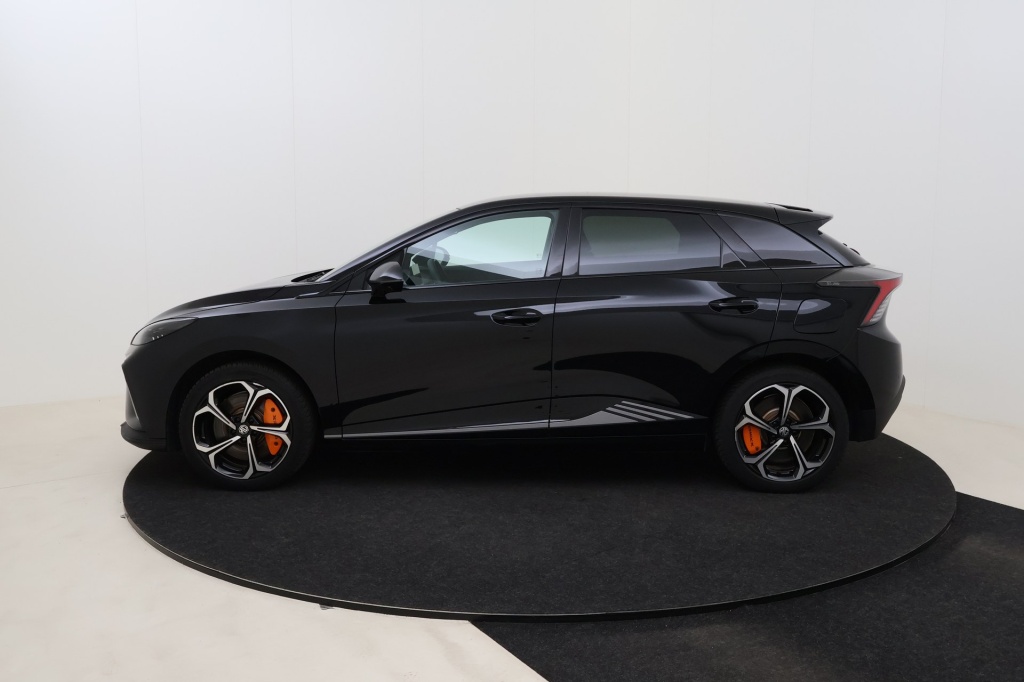 MG MG4 Luxury X-Power 64 kWh 6AT AWD - ref: 7-57912 - Photo 9