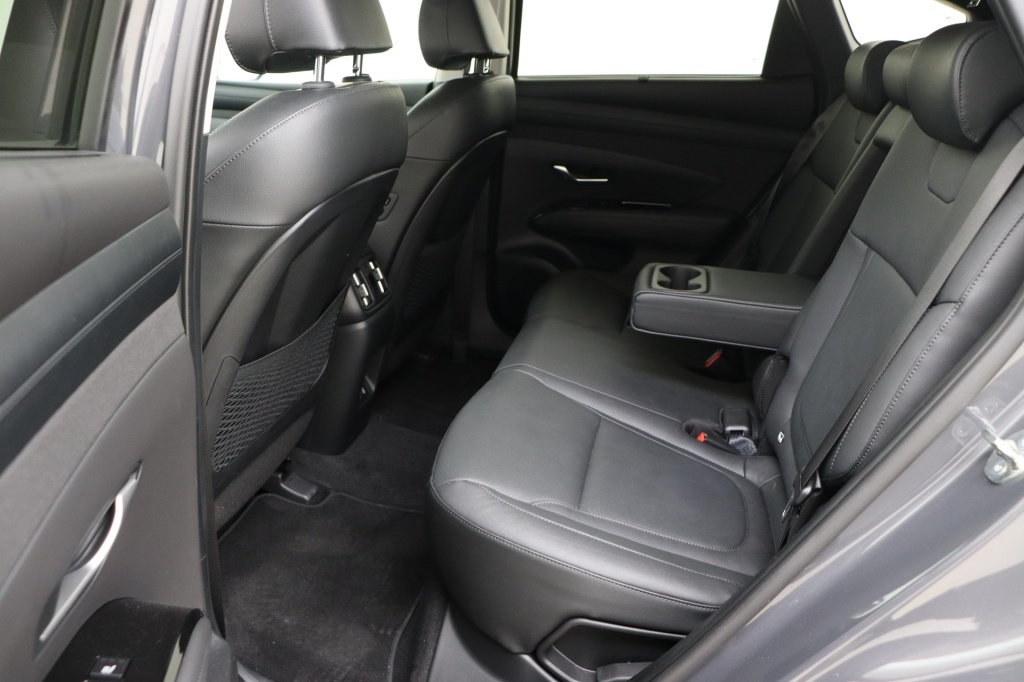 HYUNDAI Tucson Shine Sensation PHEV 1.6 T-GDI 6AT - ref: 7-57921 - Photo 14