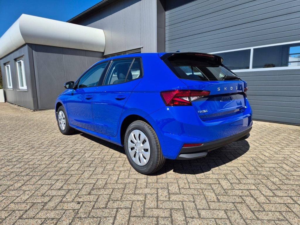 SKODA Fabia 1.0 Gasoline 95hp - ref: 7-58788 - Photo 3