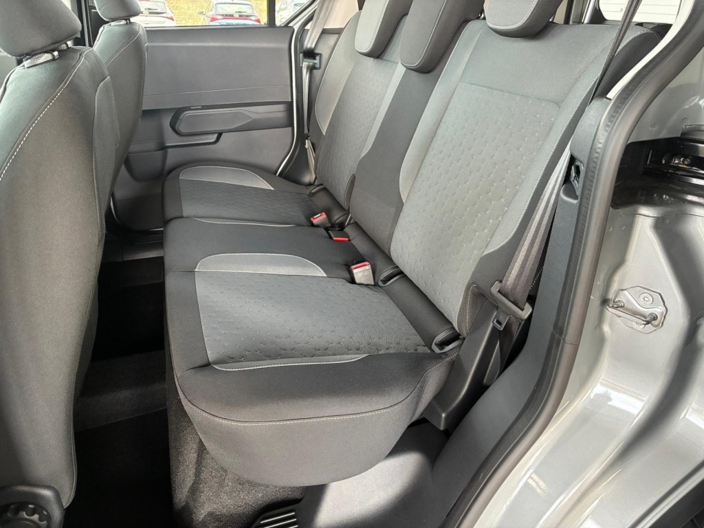 FORD Tourneo Ford Titanium 1,0 Ecoboost AT - ref: 7-59042 - Photo 6