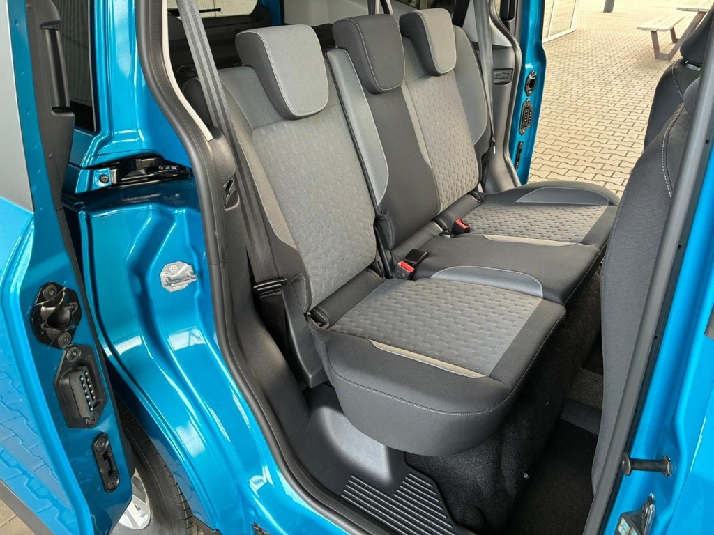 FORD Tourneo Titanium 1.0L Ecoboost - ref: 7-59116 - Photo 9