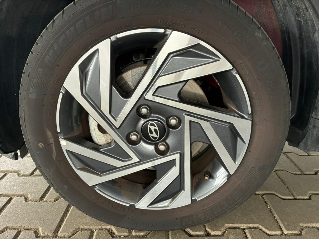 HYUNDAI Bayon Comfort 1.2 GDI 79 PS 5MT - ref: 7-59130 - Photo 12