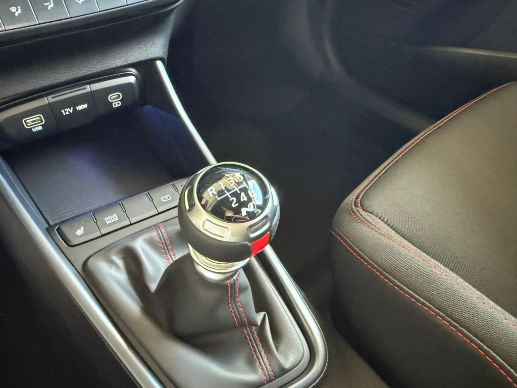 HYUNDAI i20 N-Line 1.0T-GDI N-Line 6MT - ref: 7-59884 - Photo 17