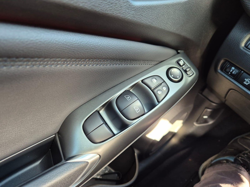 NISSAN Juke 1.0 Gasoline 114hp - ref: 7-59972 - Photo 14