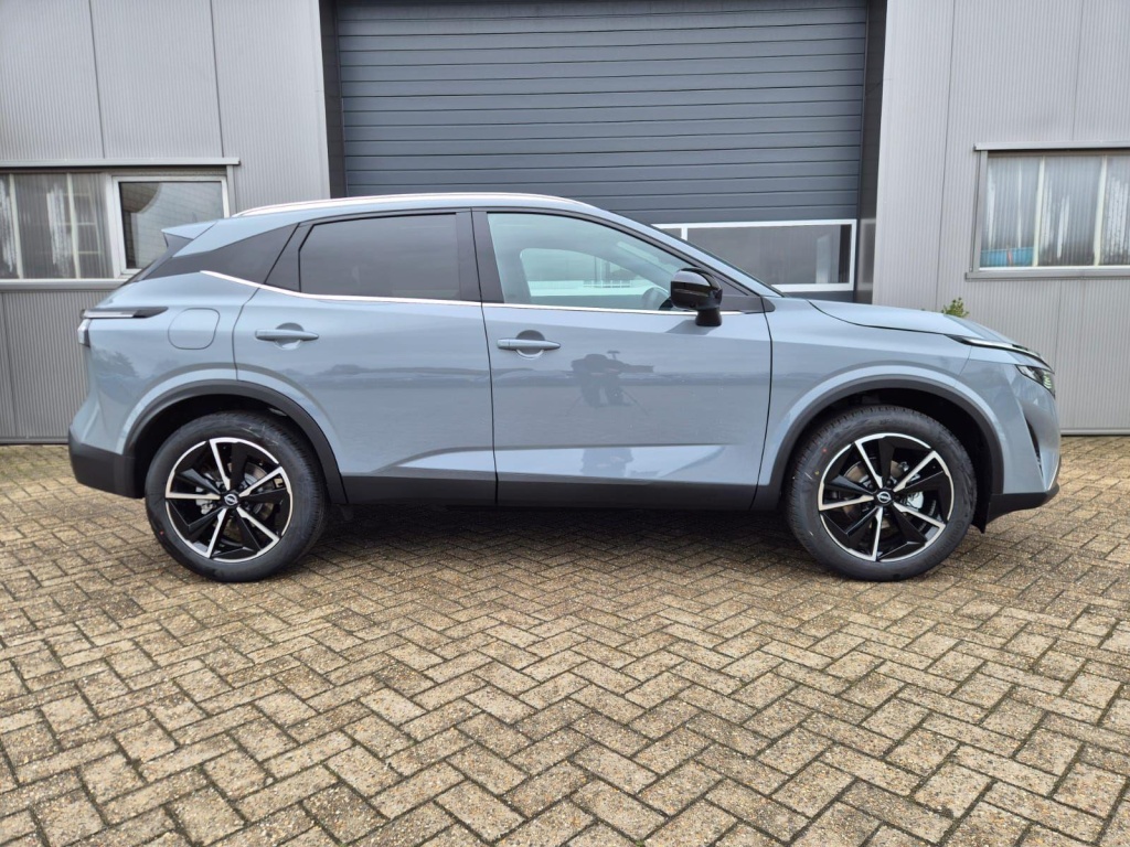 NISSAN Qashqai 1.3 Gasoline 158hp - ref: 7-60010 - Photo 6