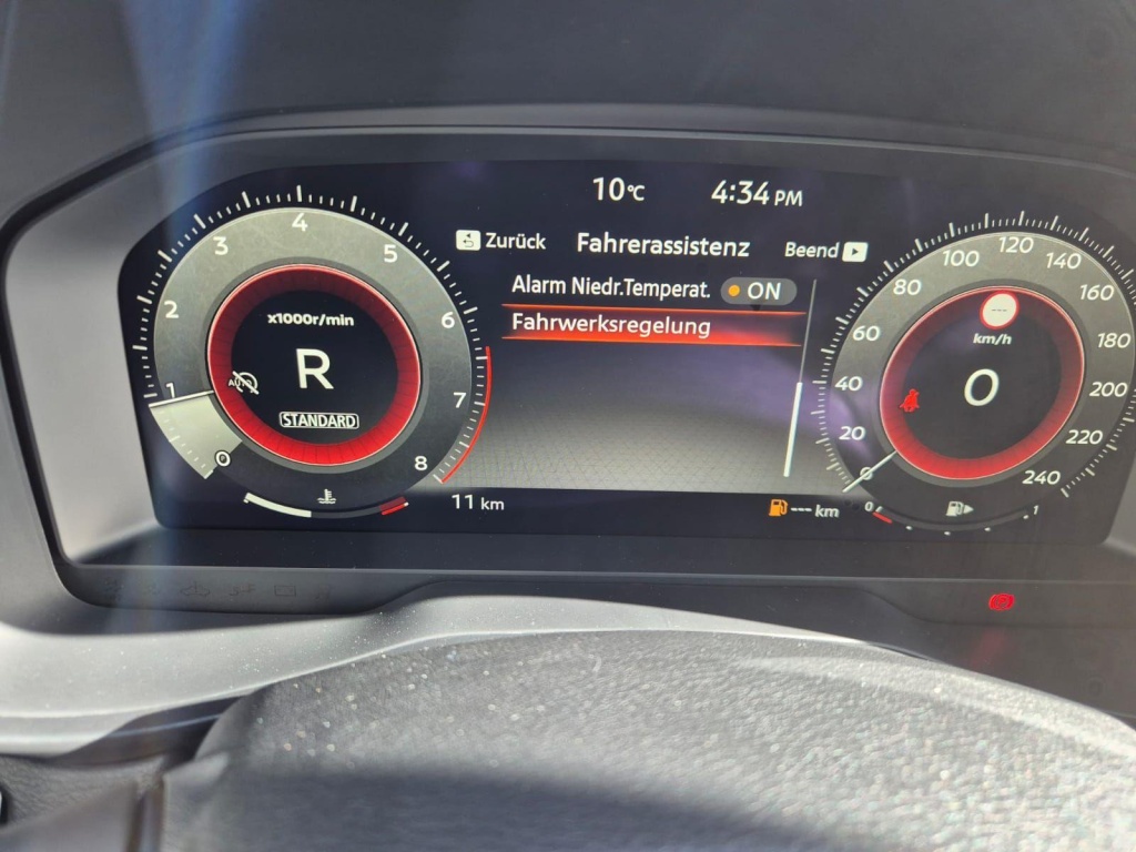 NISSAN Juke 1.0 Gasoline 114hp - ref: 7-60014 - Photo 18