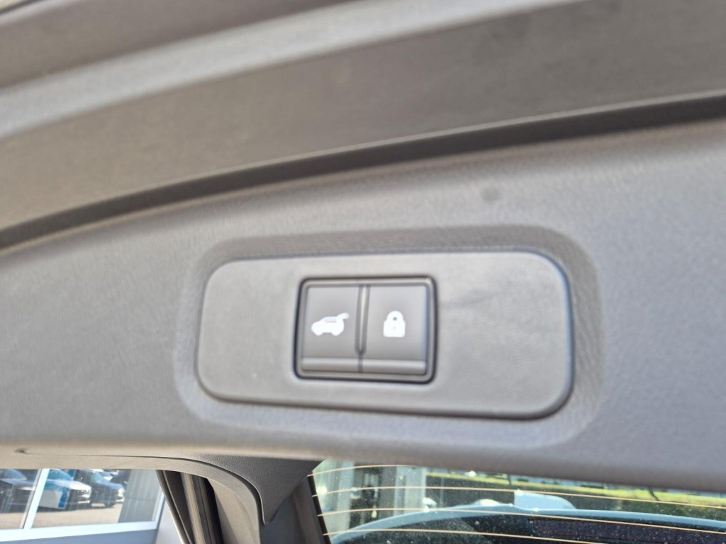 NISSAN Qashqai 1.3 Gasoline 158hp - ref: 7-60016 - Photo 12