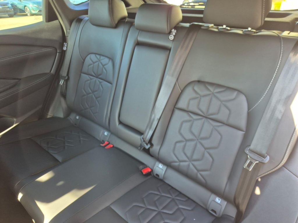 NISSAN Qashqai 1.3 Gasoline 158hp - ref: 7-60016 - Photo 15