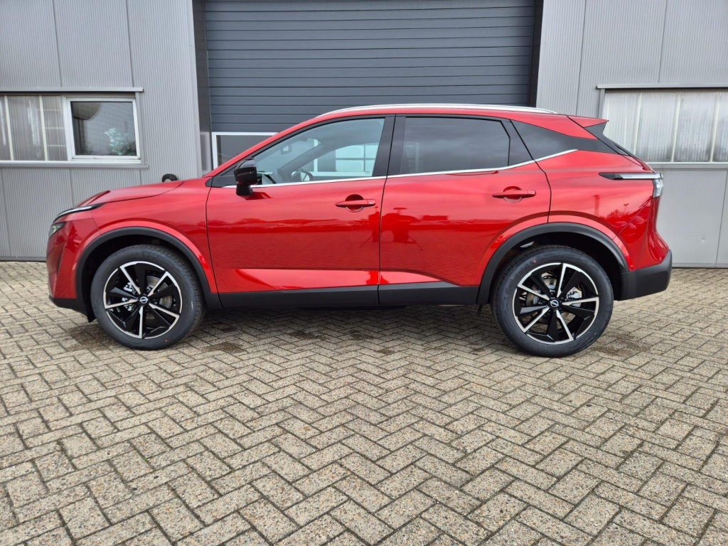 NISSAN Qashqai 1.3 Gasoline 158hp - ref: 7-60017 - Photo 2