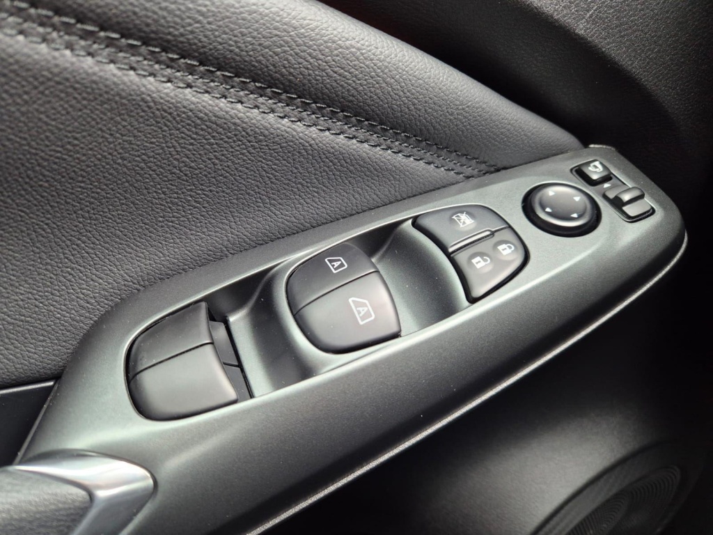 NISSAN Juke 1.0 Gasoline 114hp - ref: 7-60020 - Photo 14