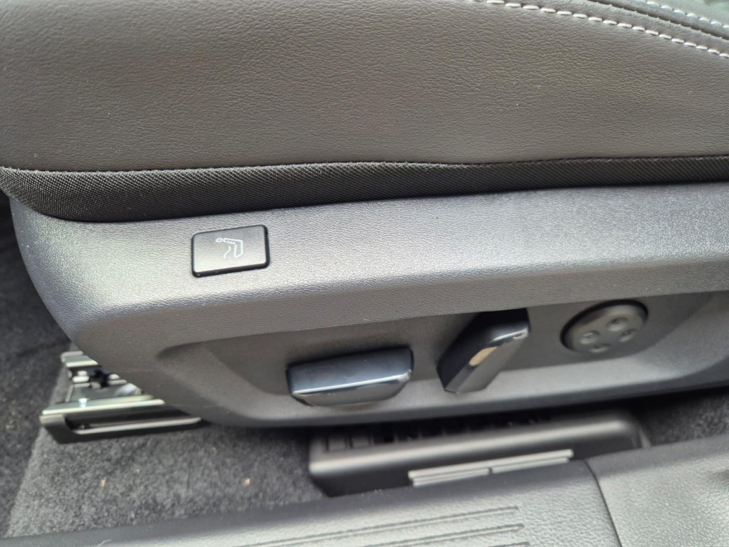 NISSAN Qashqai 1.3 Gasoline 158hp - ref: 7-60025 - Photo 17