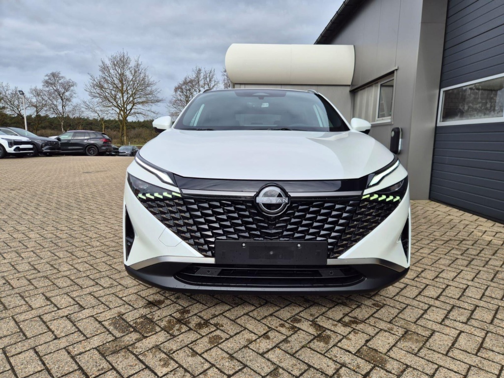 NISSAN Qashqai 1.3 Gasoline 140hp - ref: 7-60026 - Photo 8