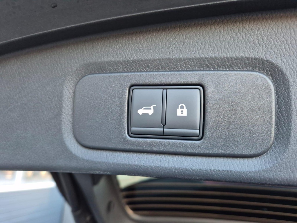 NISSAN Qashqai 1.3 Gasoline 158hp - ref: 7-60027 - Photo 12