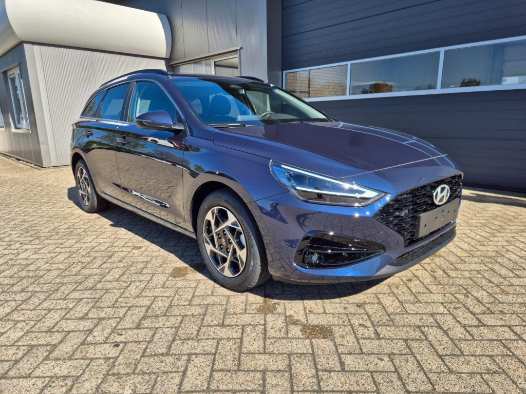 HYUNDAI i30 1.6 Gasoline 150hp - ref: 7-60190 - Photo 7