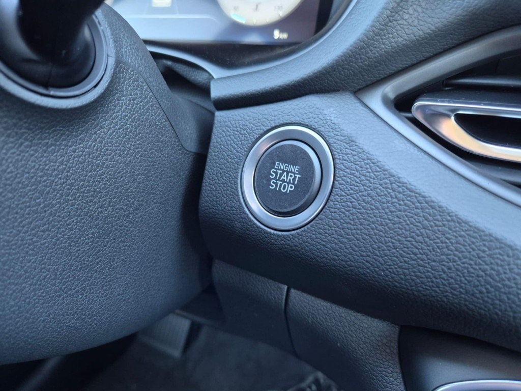 HYUNDAI i30 1.6 Gasoline 150hp - ref: 7-60191 - Photo 16