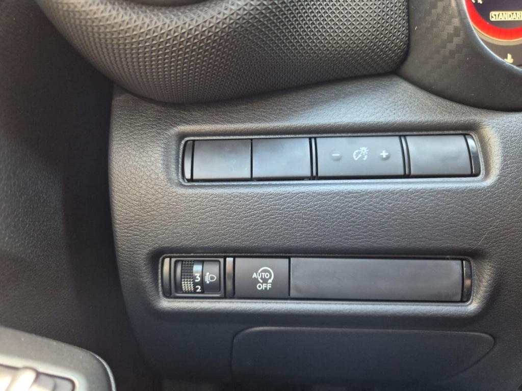 NISSAN Juke 1.0 Gasoline 114hp - ref: 7-60208 - Photo 14