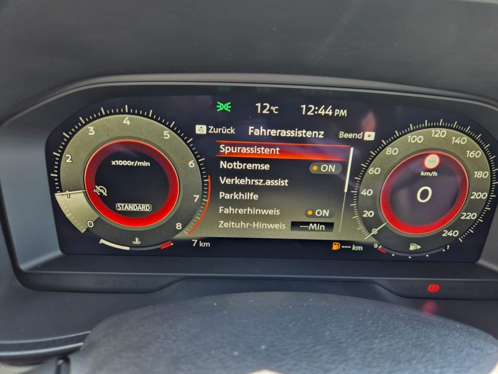 NISSAN Juke 1.0 Gasoline 114hp - ref: 7-60208 - Photo 16