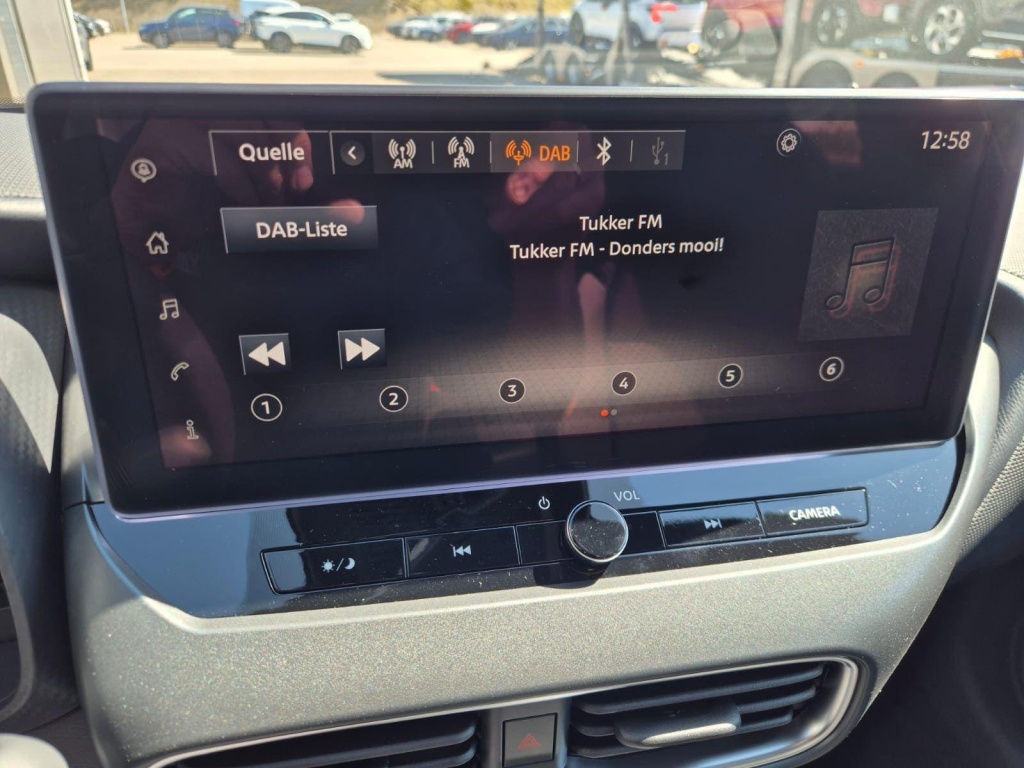 NISSAN Juke 1.0 Gasoline 114hp - ref: 7-60208 - Photo 19