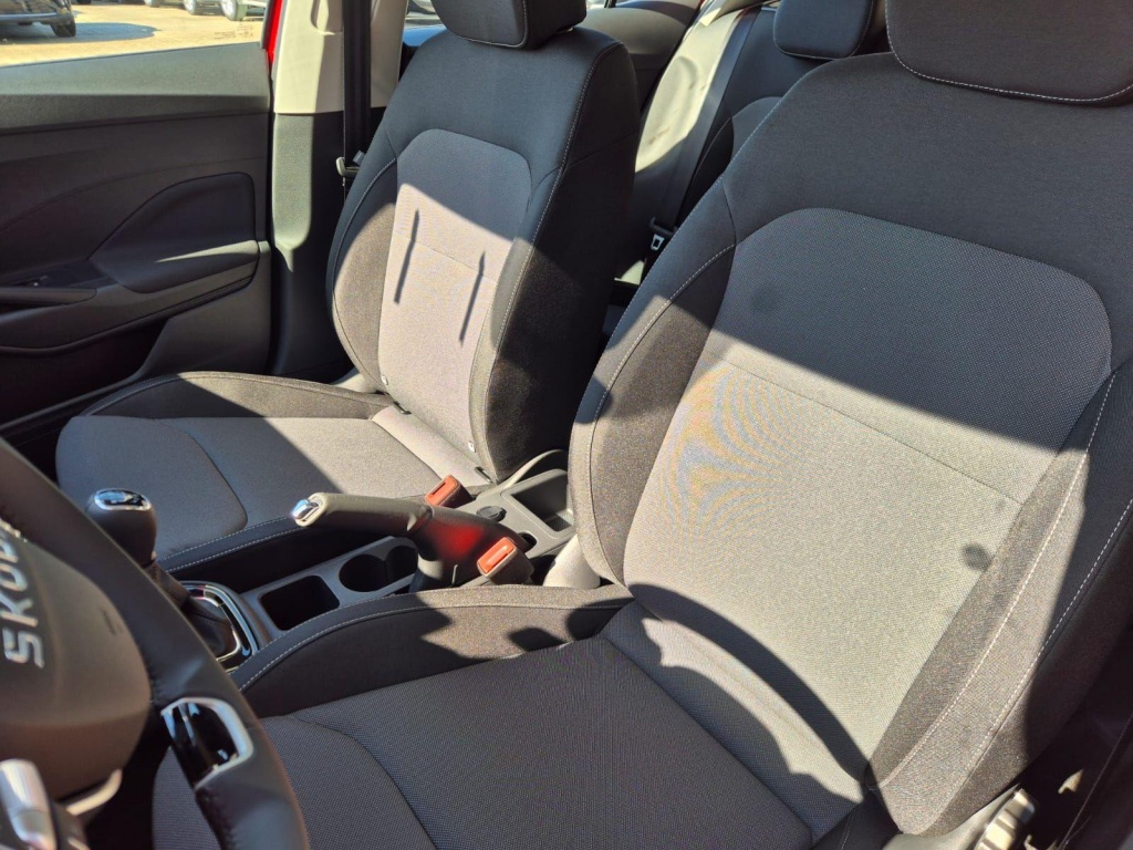 SKODA Fabia 1.0 Gasoline 95hp - ref: 7-60320 - Photo 11