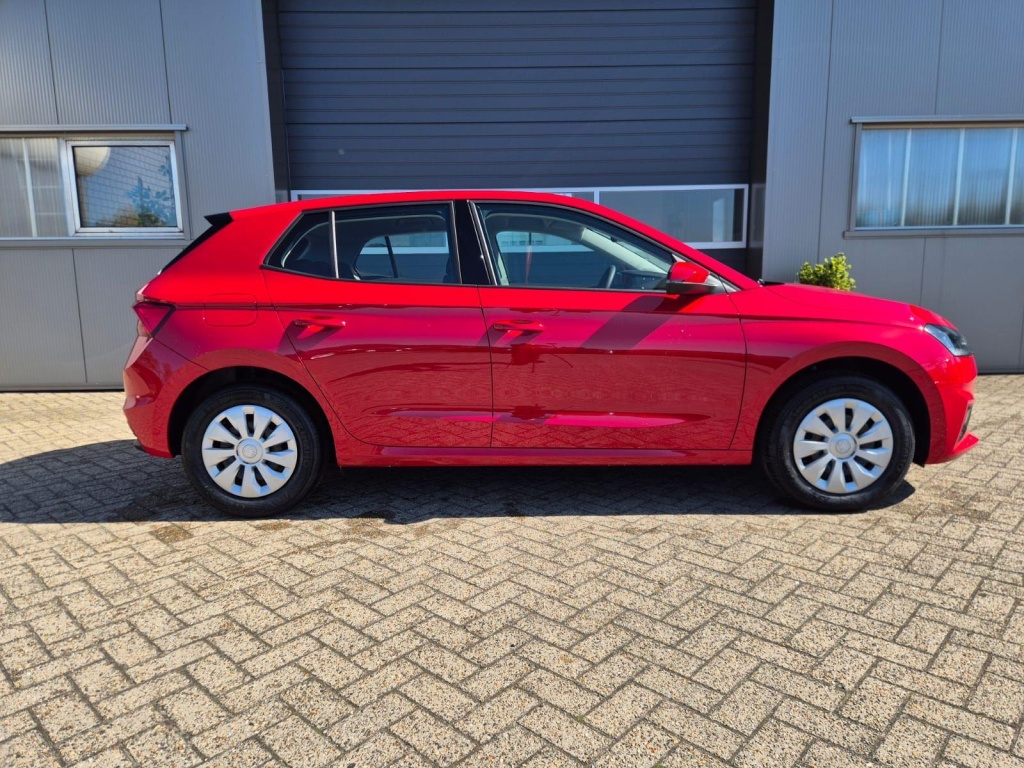 SKODA Fabia 1.0 Gasoline 95hp - ref: 7-60320 - Photo 6